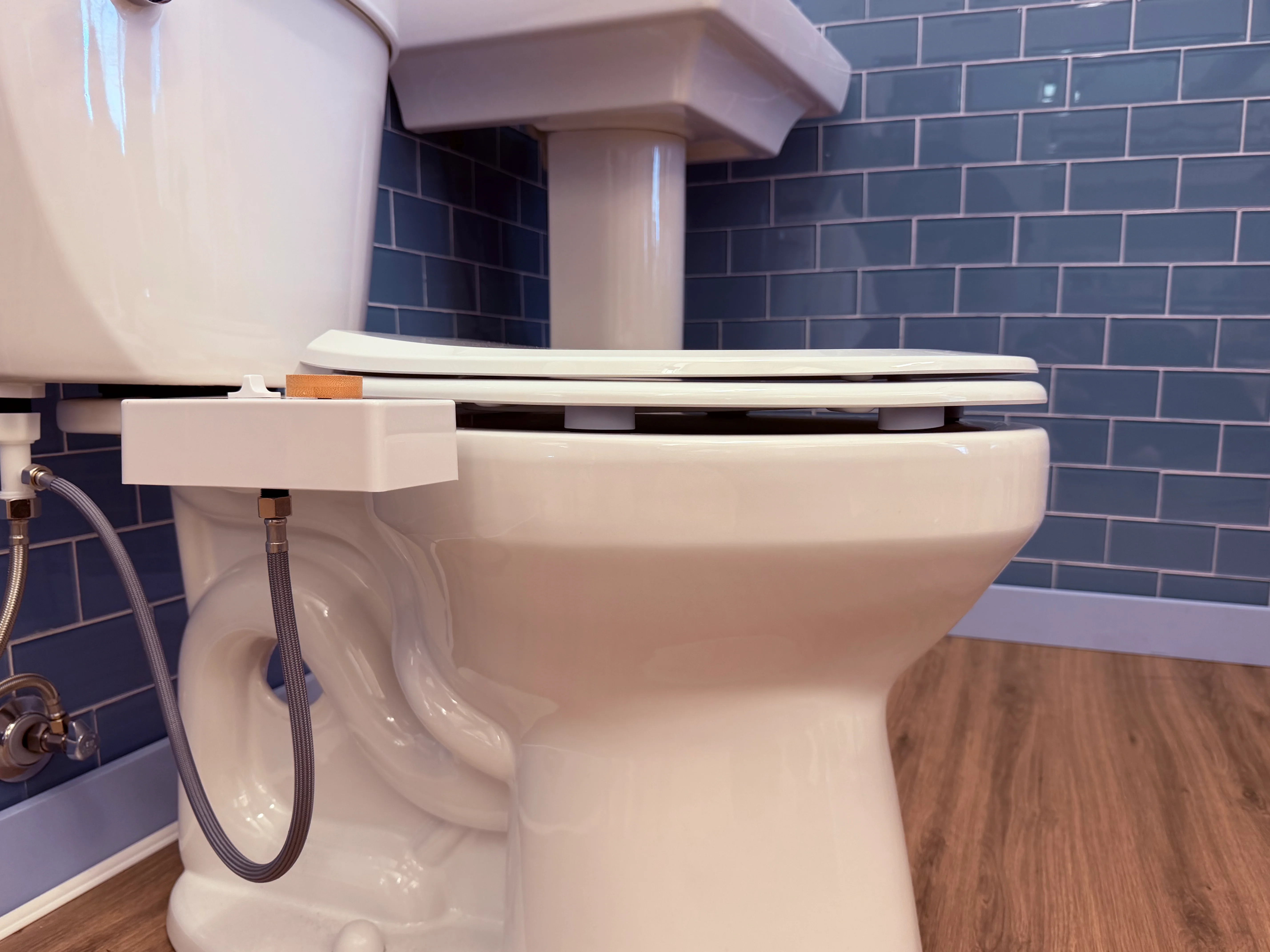 77-Universal-Toilet-Seat-Bumpers-6.webp Universal Toilet Seat Bumpers